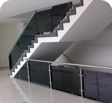 Baranda Escalera en Vidrio Templado